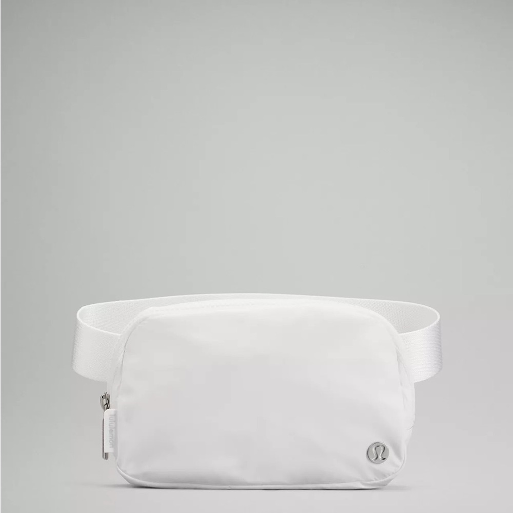 Lululemon White Everything Belt Bag Extended Strap